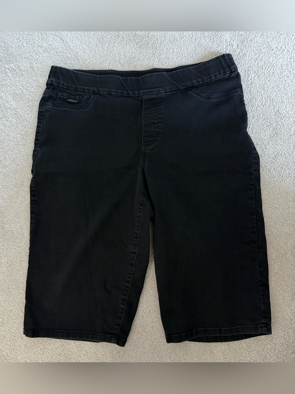 Nine West Bermuda Shorts - Picture 3 of 5